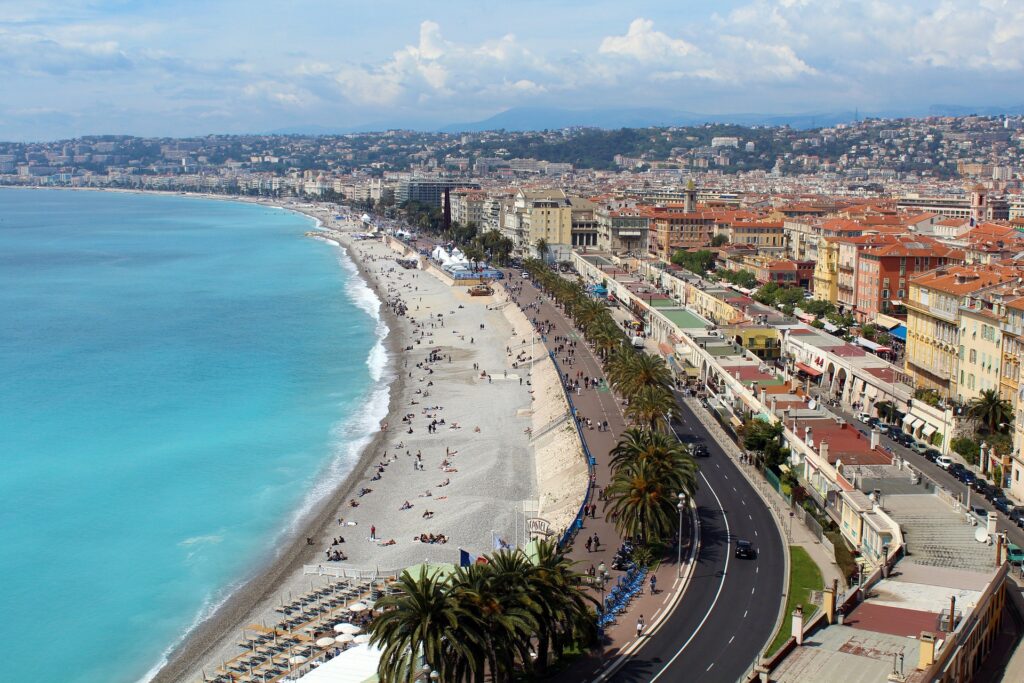 Côte d'Azur in French