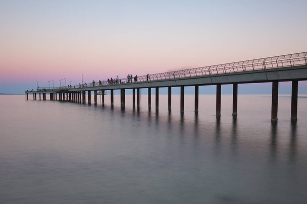 Lorne Pier 