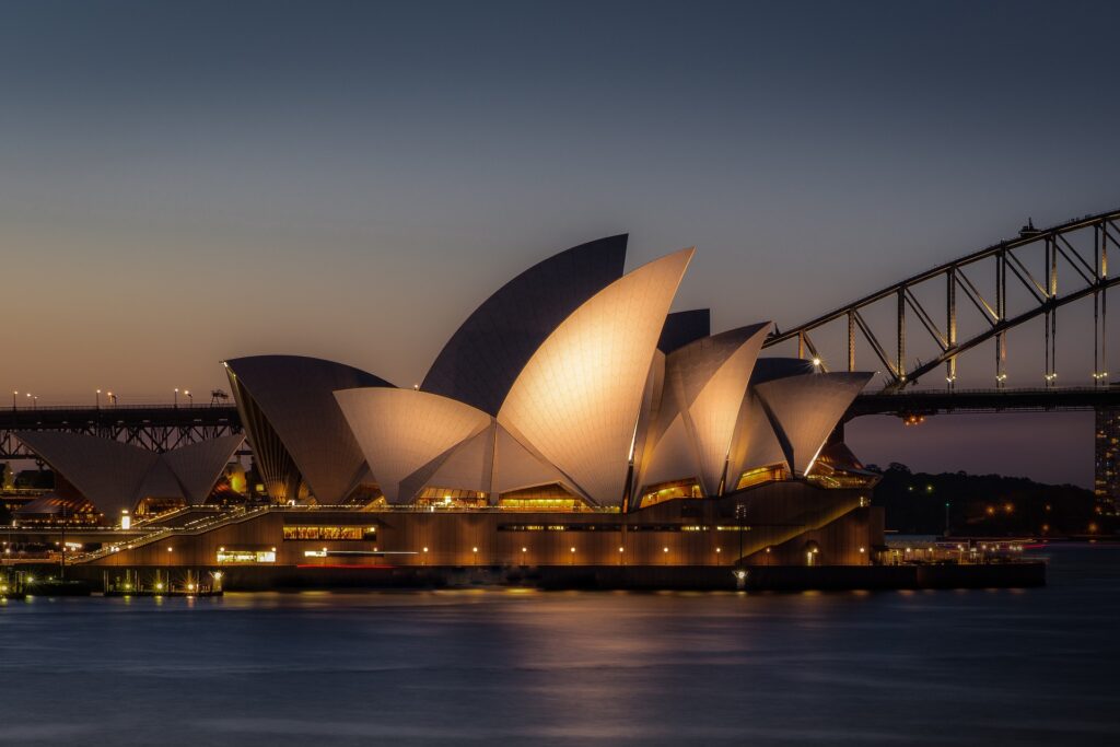  Sydney Opera House: